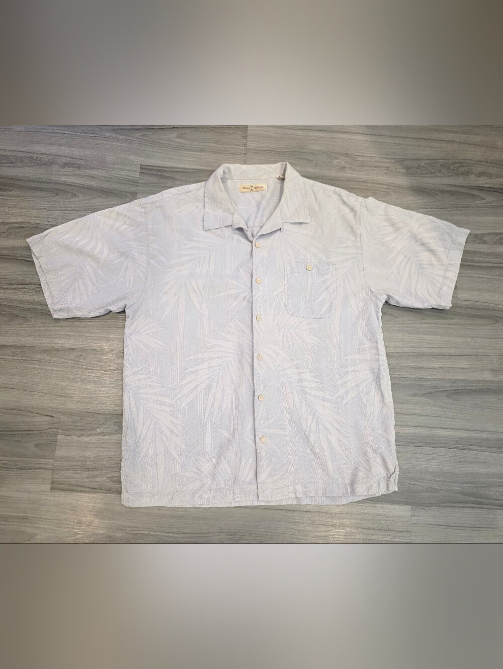 $185 Tommy Bahama Silk Cotton Hawaian Shirt light blue palm leaf print button